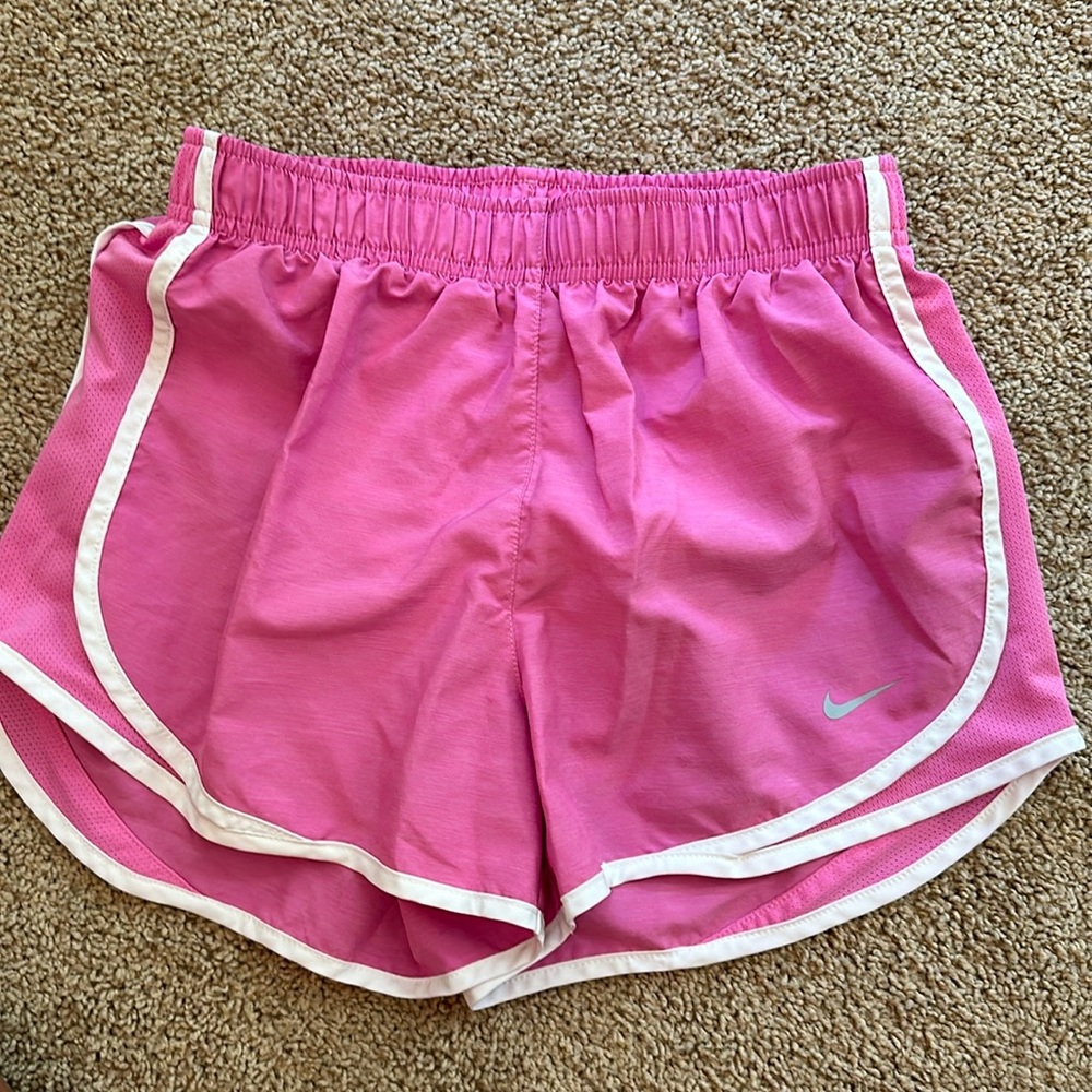 Women’s Nike Tempo dry-fit running shorts